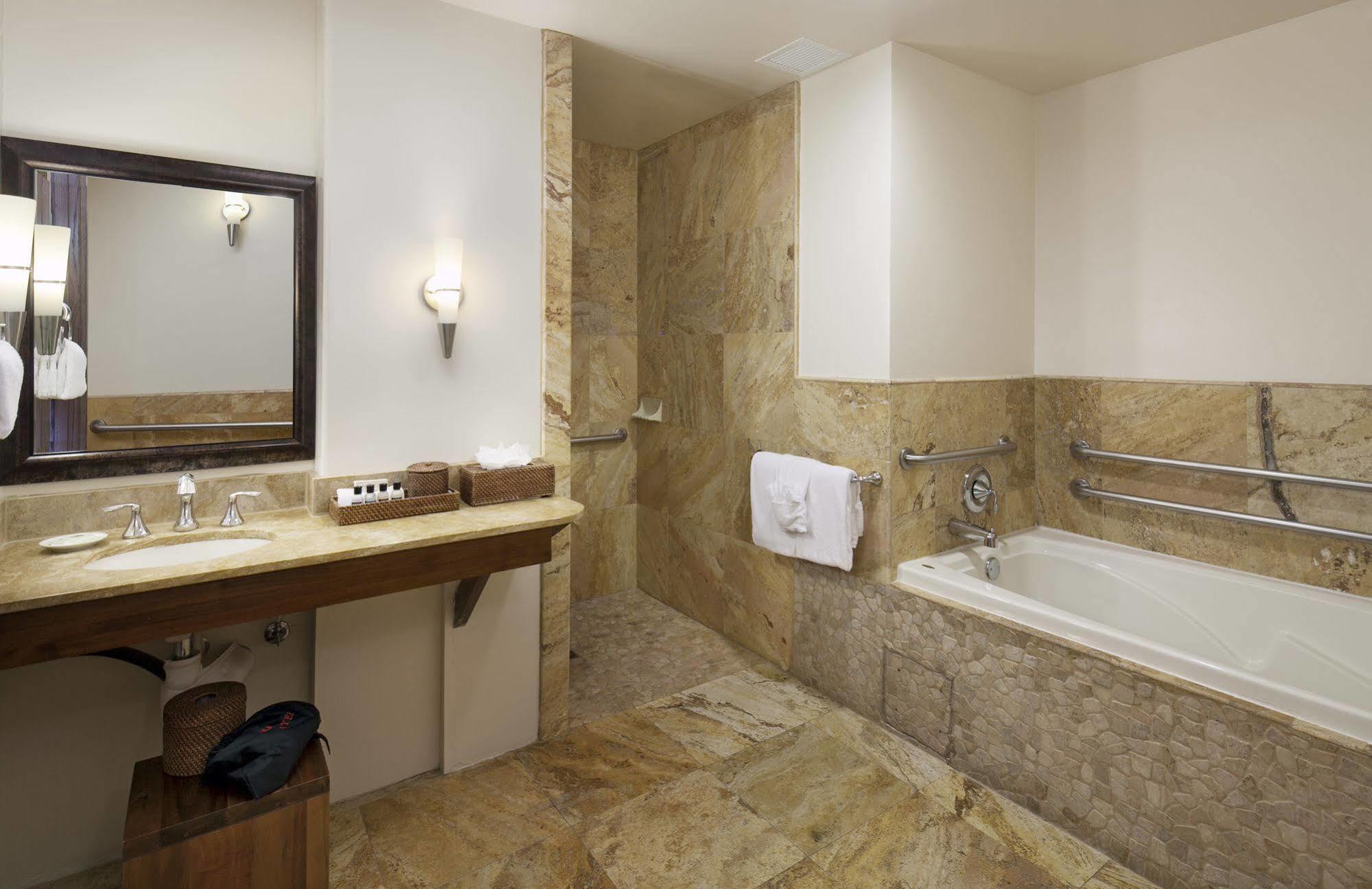 Hotel El Colibri &
